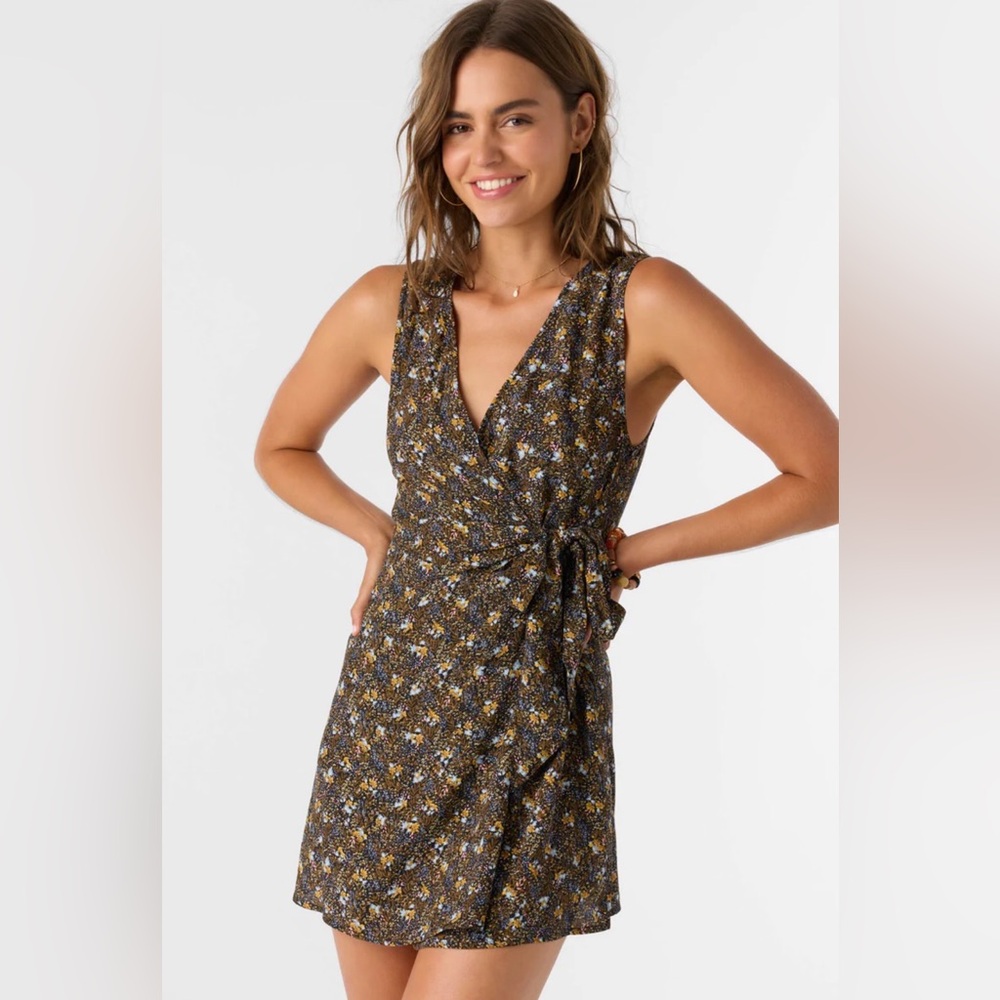 O'Neill Women’s Maizie Floral Wrap Mini Dress - size XS NWT